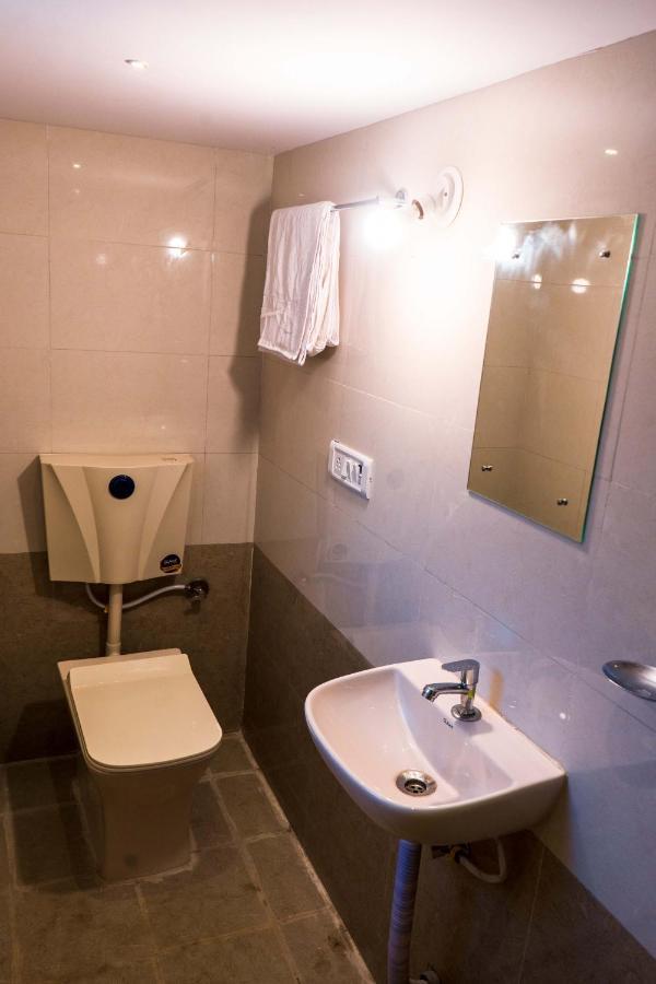 Anandvan Beach Resort Alībāg Dış mekan fotoğraf